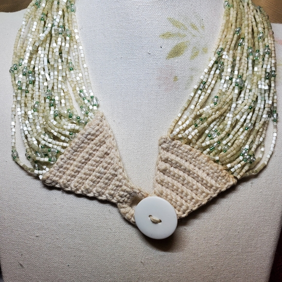 Beautiful Crochet Antique necklace/chocker - Picture 4 of 5